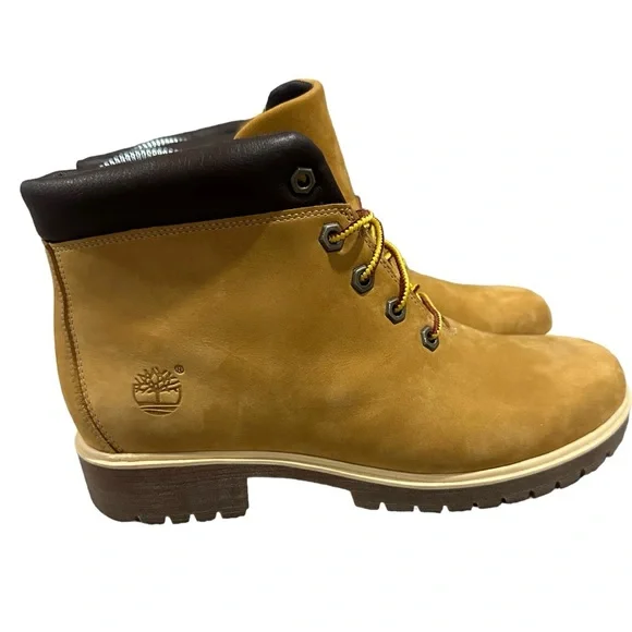 Women’s TIMBERLAND Suede Leather Classic Waterproof Boots, Size 8.5. - Picture 9 of 9